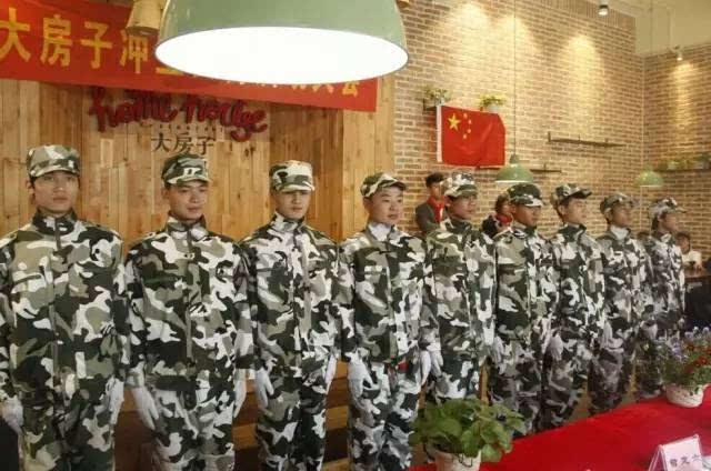 救援淘气的小狗